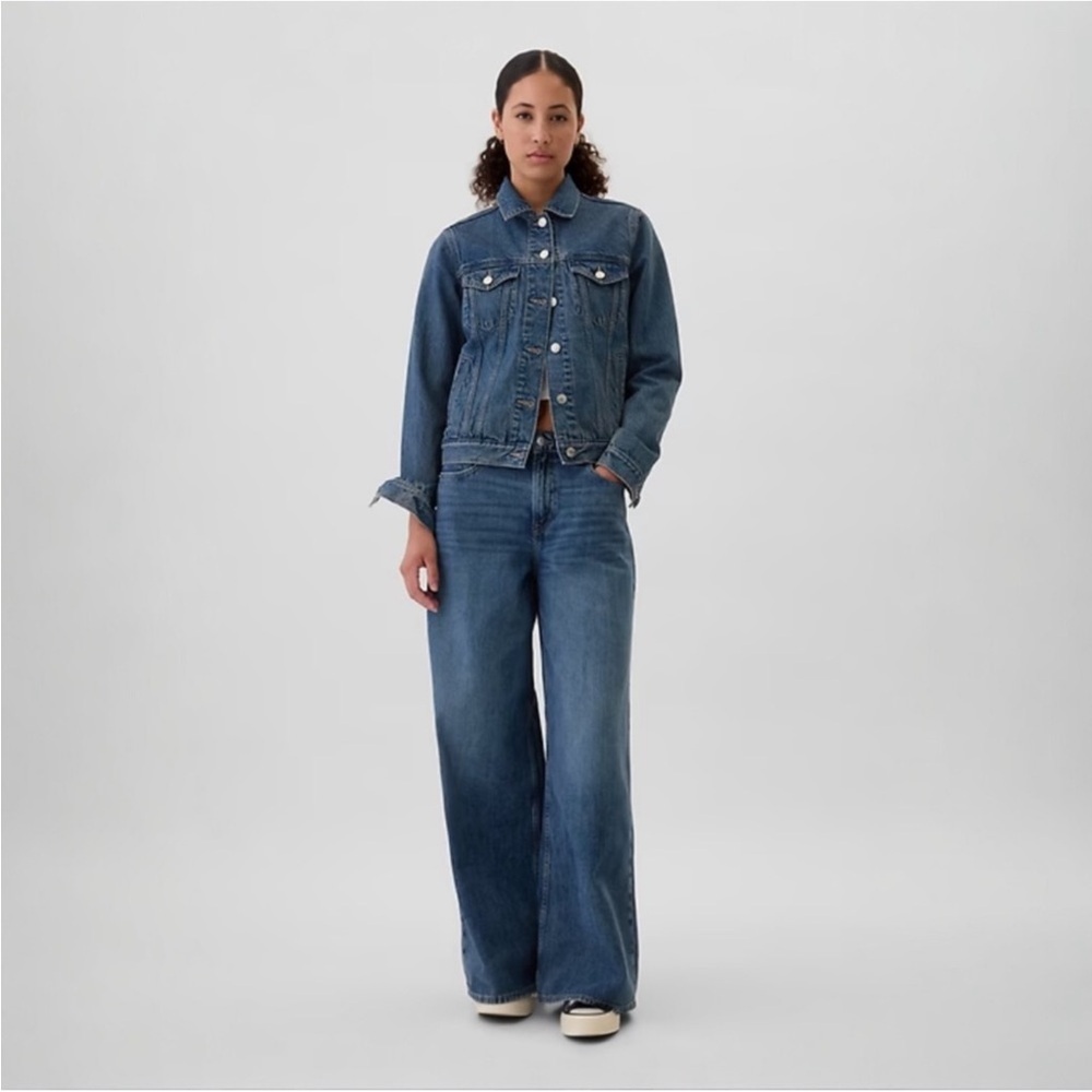 GAP Mid Rise SuperSoft Baggy Jeans NWOT 30/10R